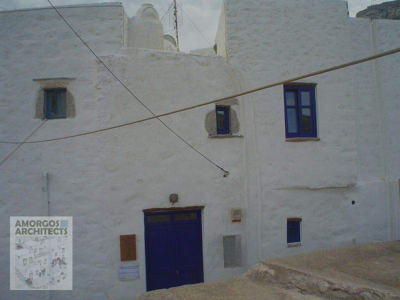 Restoration of an old 2 storey house in Chora for the exhibition of the Ecclesiastic Collection