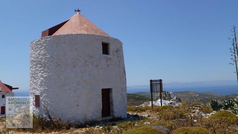 Restoration of one the windmills of Chora Amorgos, which was in ruins
